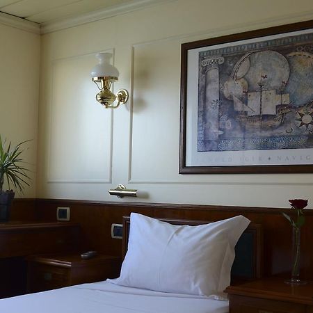 Invicta Ribeira Boat Hotel Porto Dış mekan fotoğraf