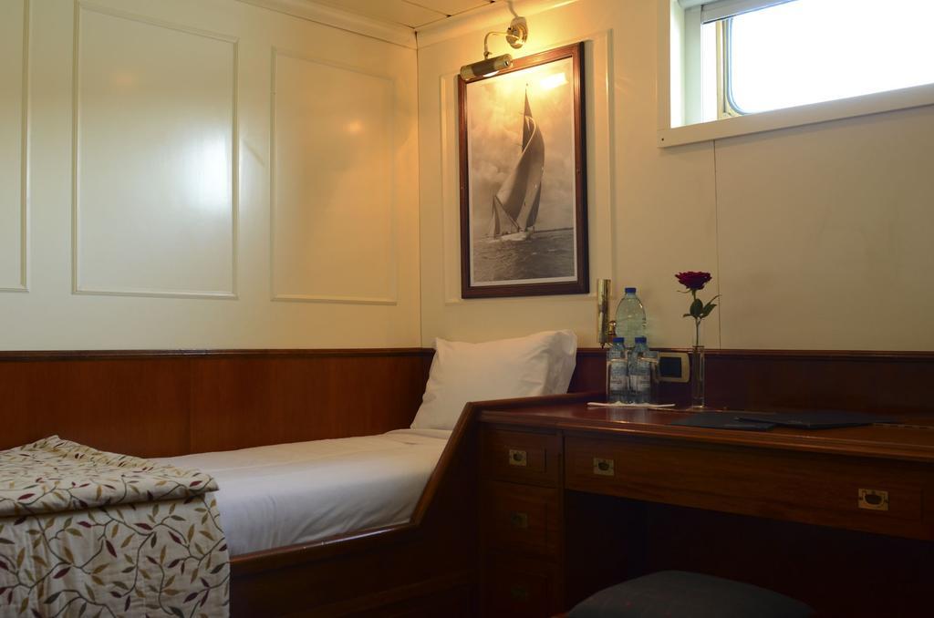 Invicta Ribeira Boat Hotel Porto Dış mekan fotoğraf