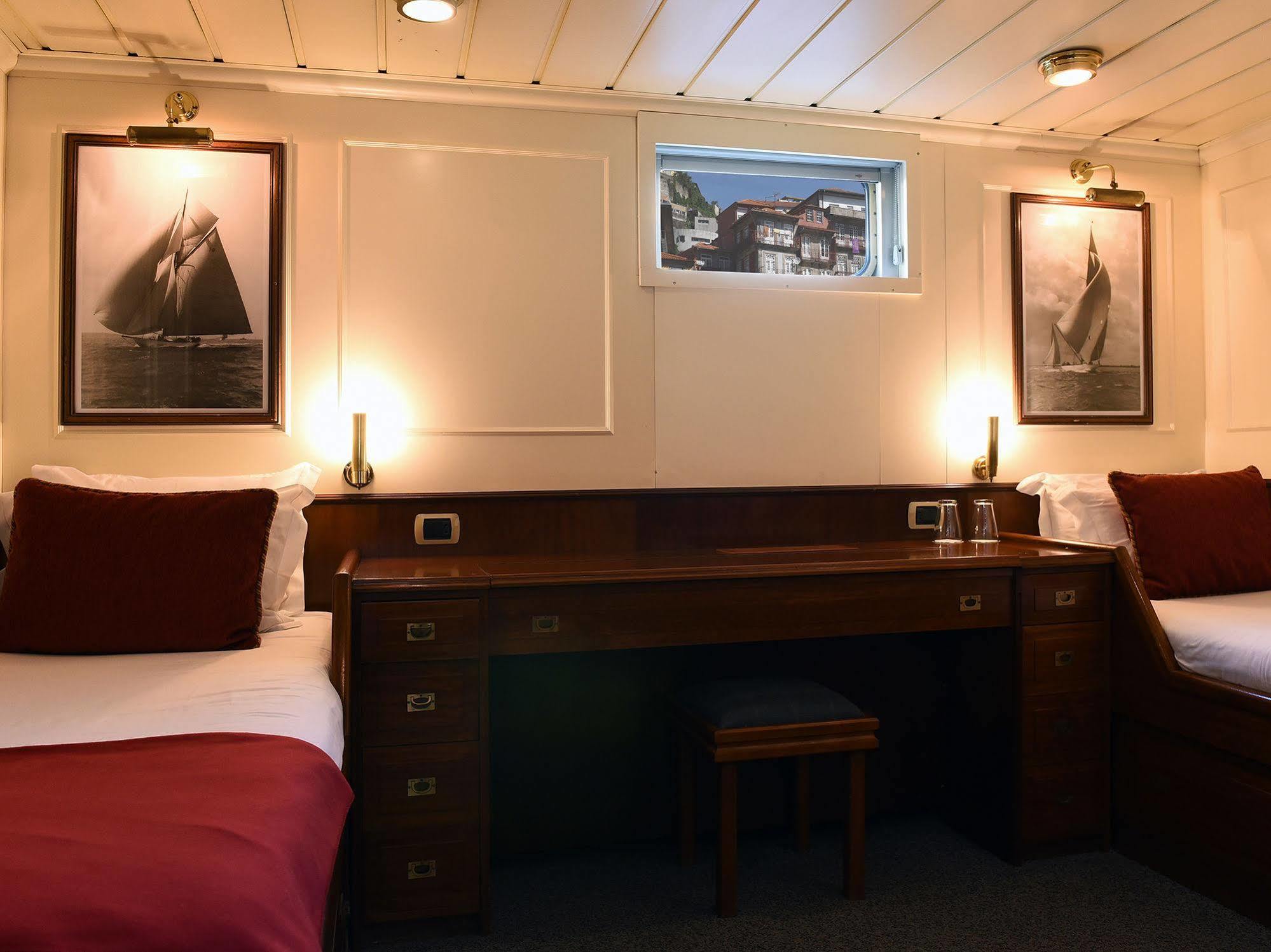 Invicta Ribeira Boat Hotel Porto Dış mekan fotoğraf